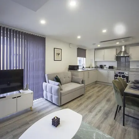 Modern And Bright 2 Bed Apartment In Ashford Ashford  Exterior photo