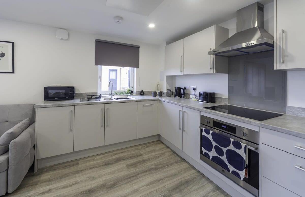 Modern And Bright 2 Bed In Ashford Apartment Ashford (Kent)